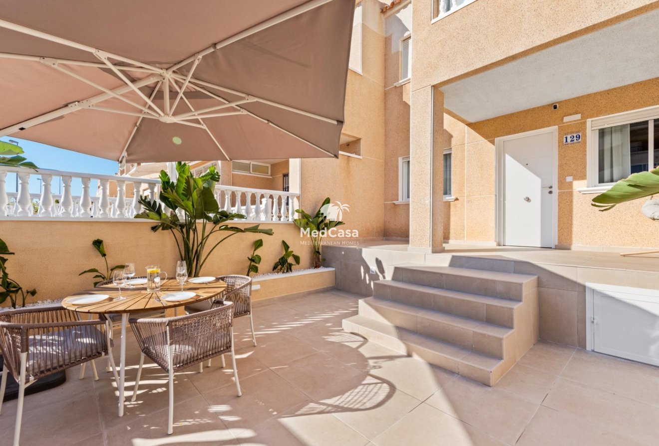 Wiederverkauf - Apartment -
Orihuela Costa - Los Balcones Y los Altos