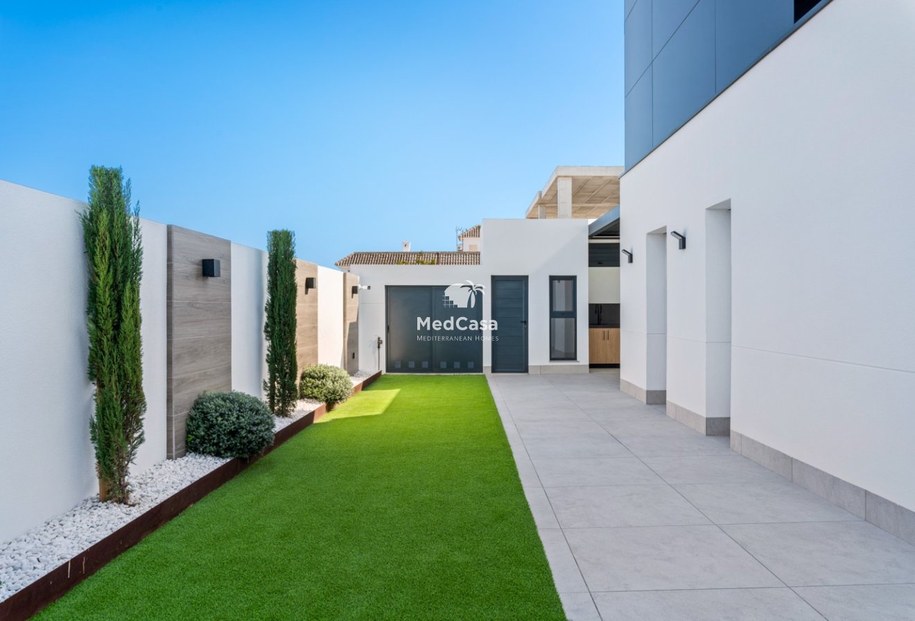 Neubau - Villa -
Orihuela Costa - La Zenia