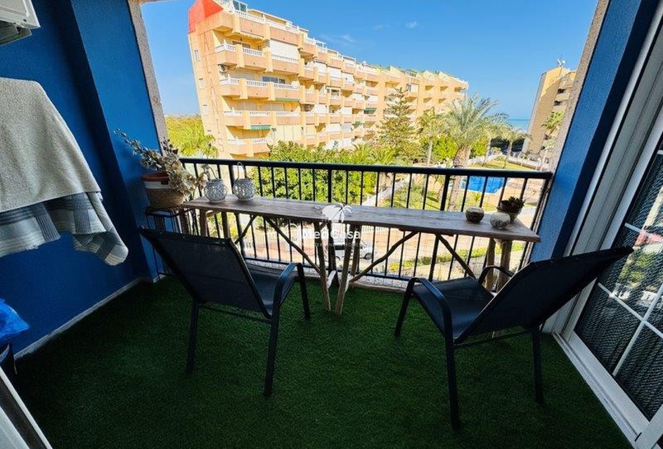 Wiederverkauf - Apartment -
Torrevieja - Torrelamata - La Mata