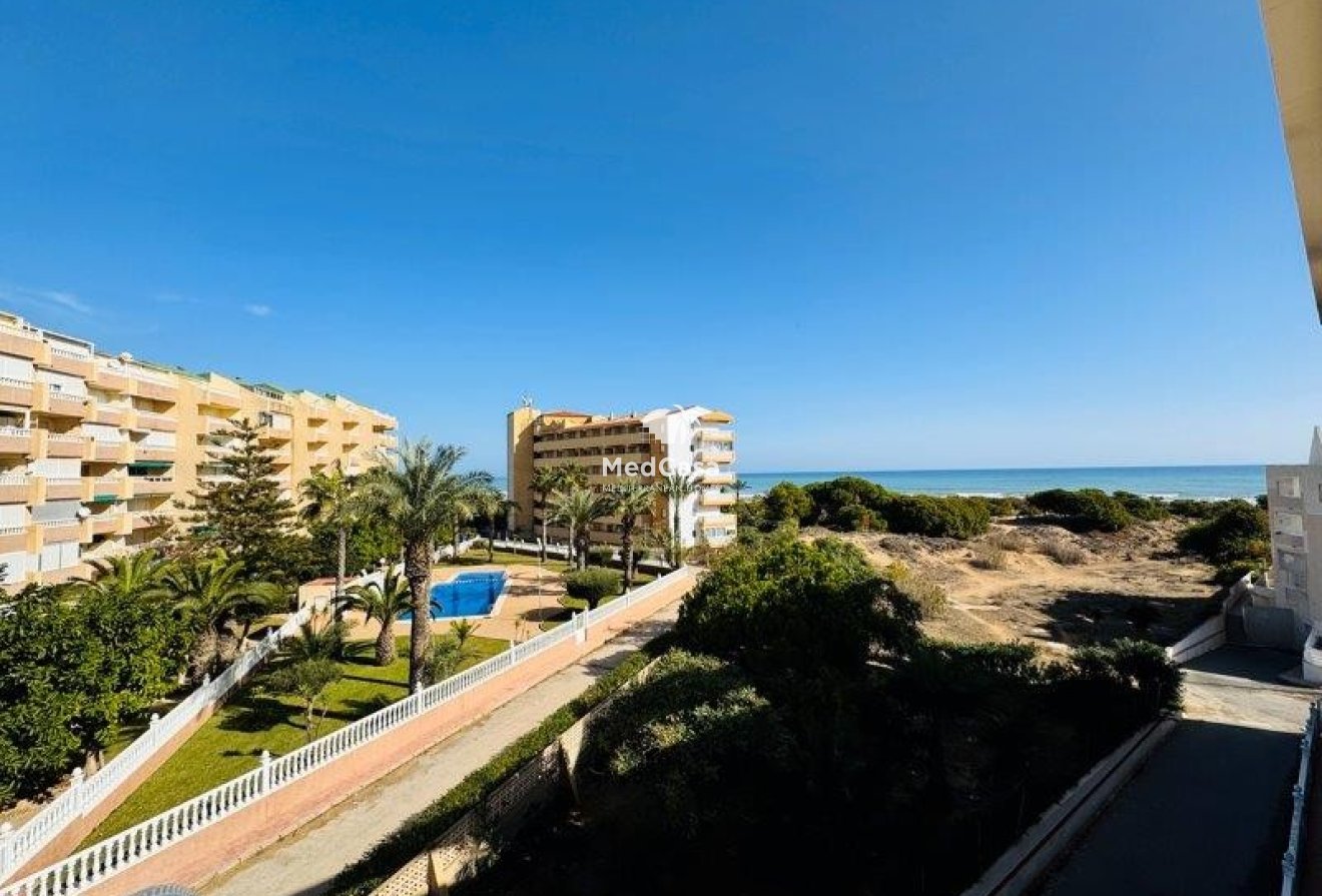 Wiederverkauf - Apartment -
Torrevieja - Torrelamata - La Mata