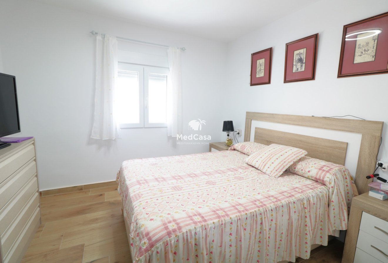 Resale - Corner Townhouse -
Torrevieja - El Acequión - Los Náufragos