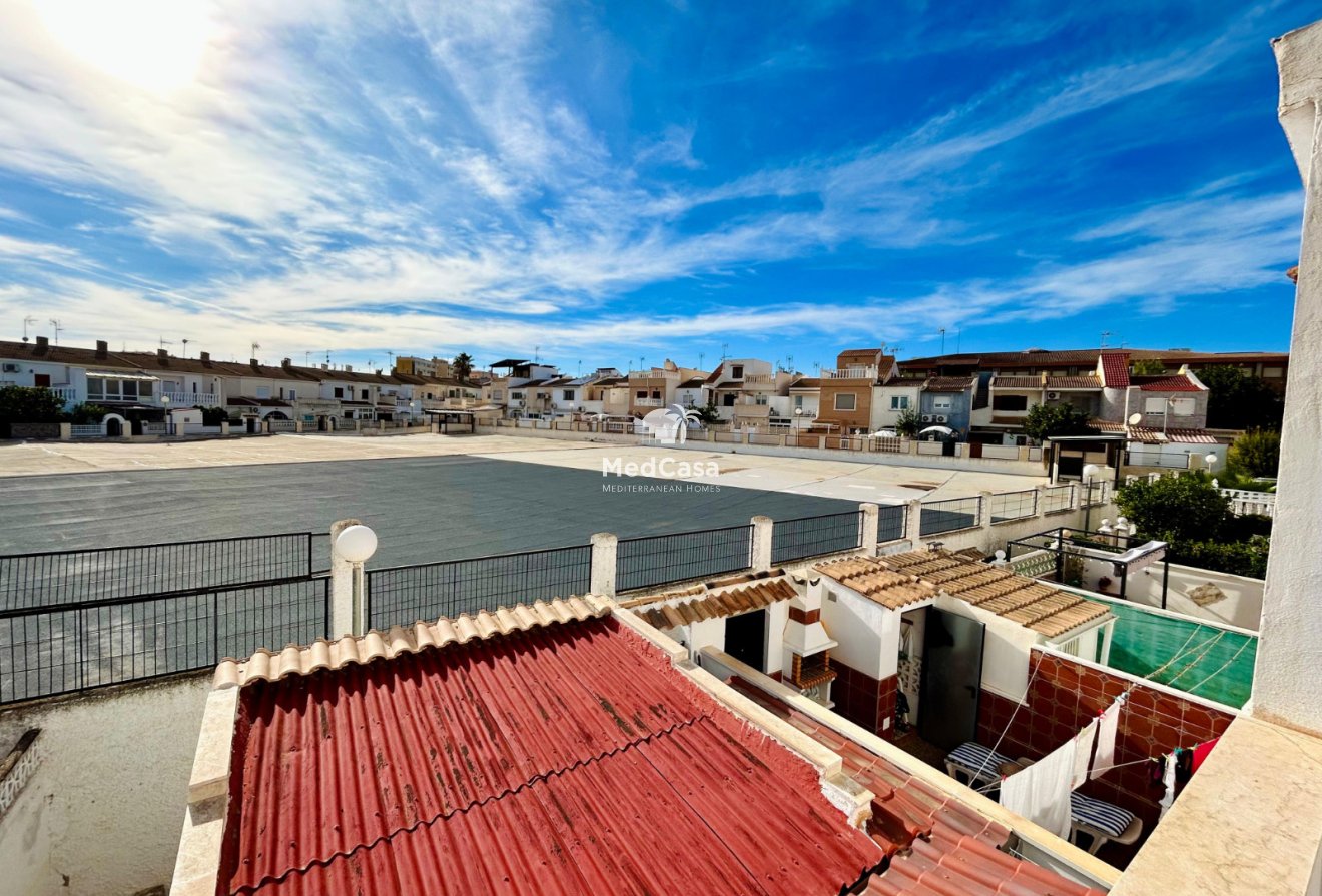 Wiederverkauf - Reihenhaus -
Torrevieja/Calas Blancas