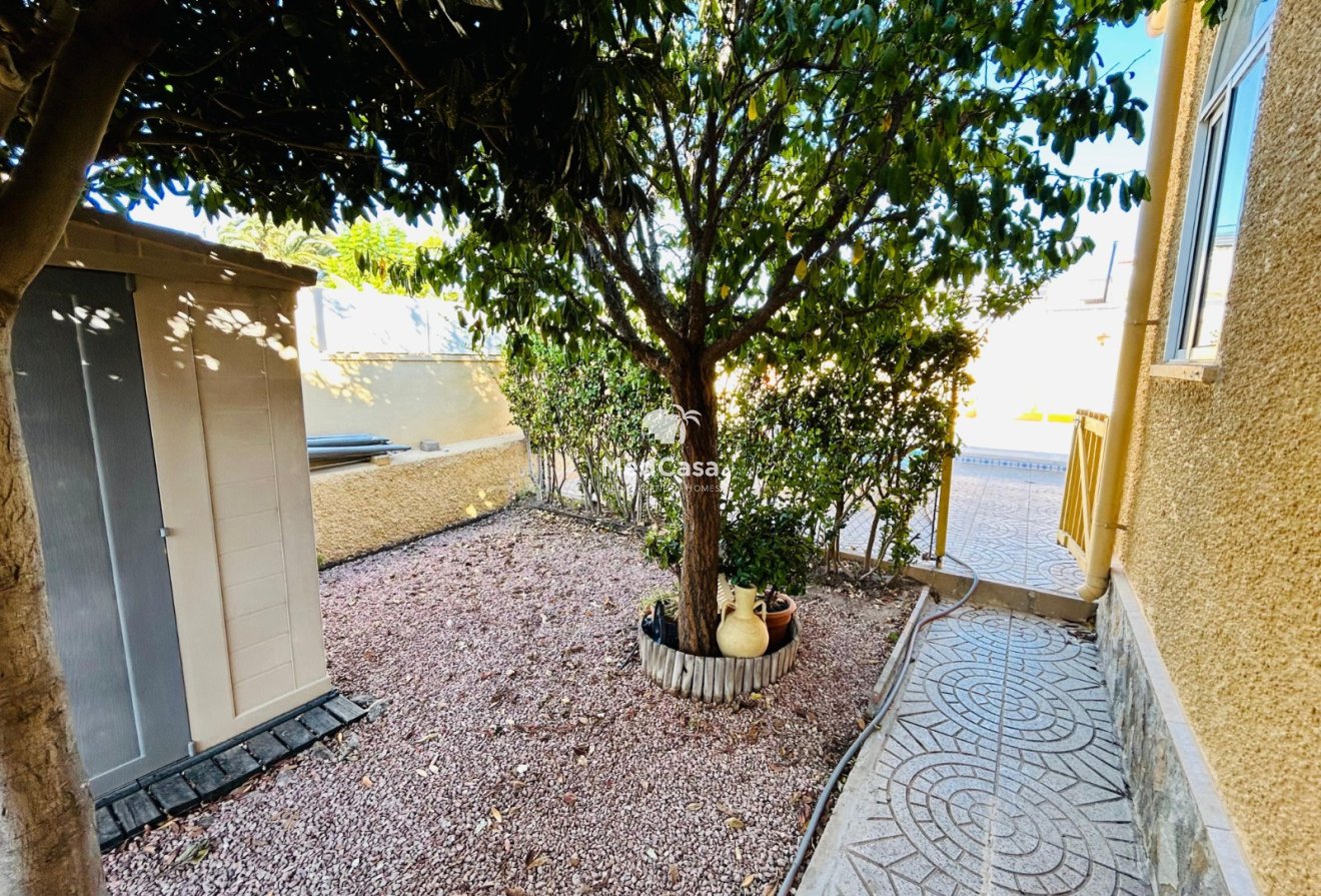 Wiederverkauf - Semi - Detached Villa -
Torrevieja - San Luis