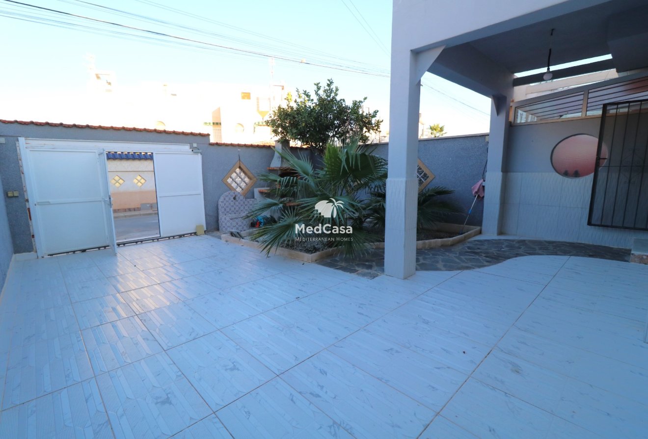 Resale - Townhouse -
Torrevieja