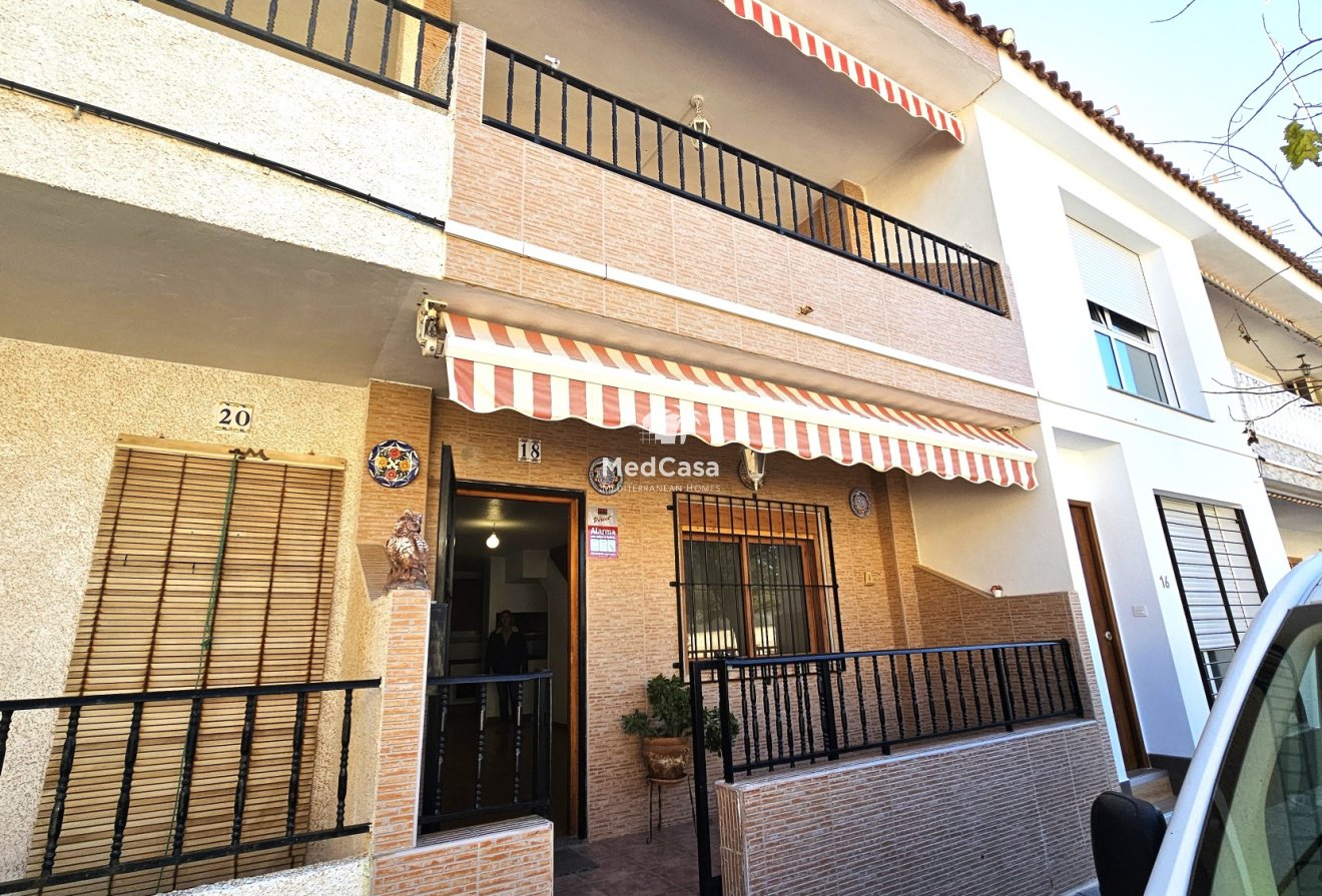 Resale - Townhouse -
Pilar de la Horadada - La Torre de la Horadada