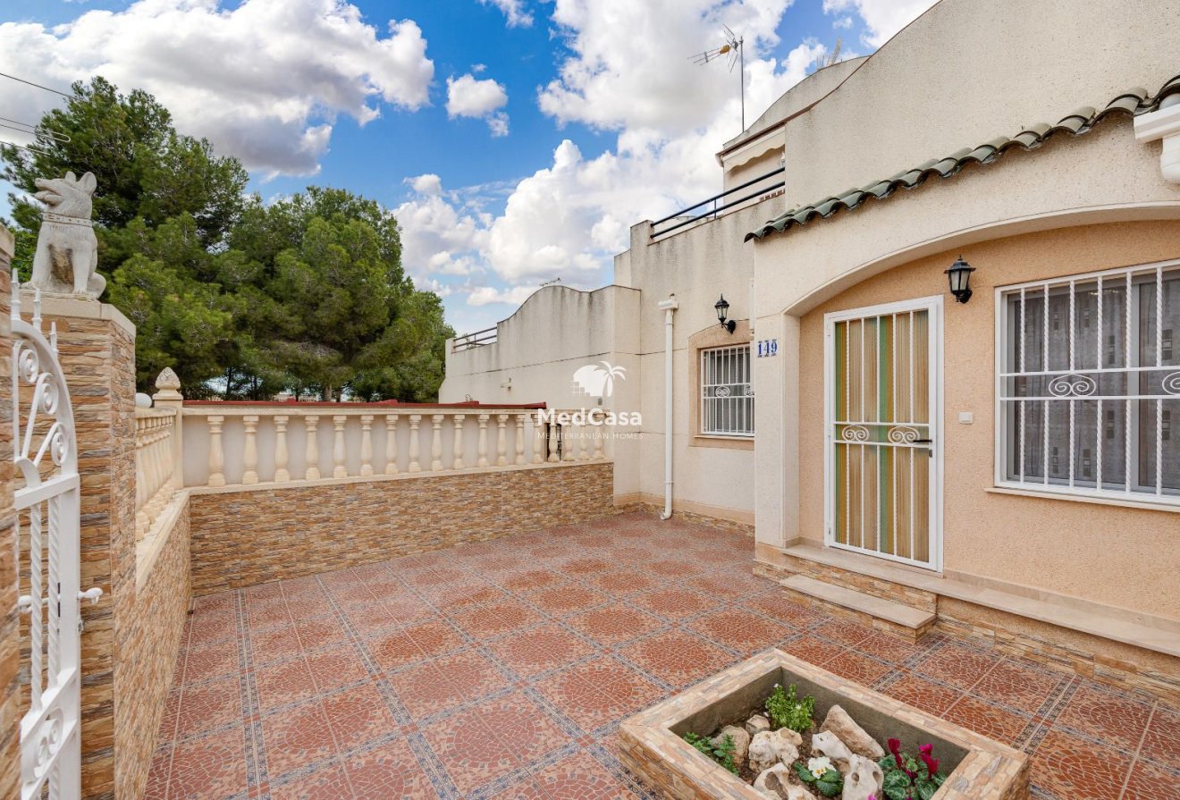 Segunda mano - Adosado -
Torrevieja - Los Balcones