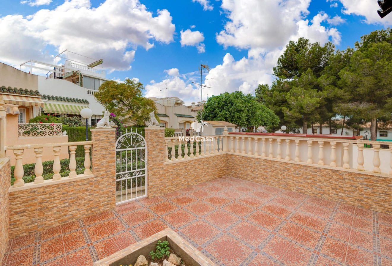 Segunda mano - Adosado -
Torrevieja - Los Balcones