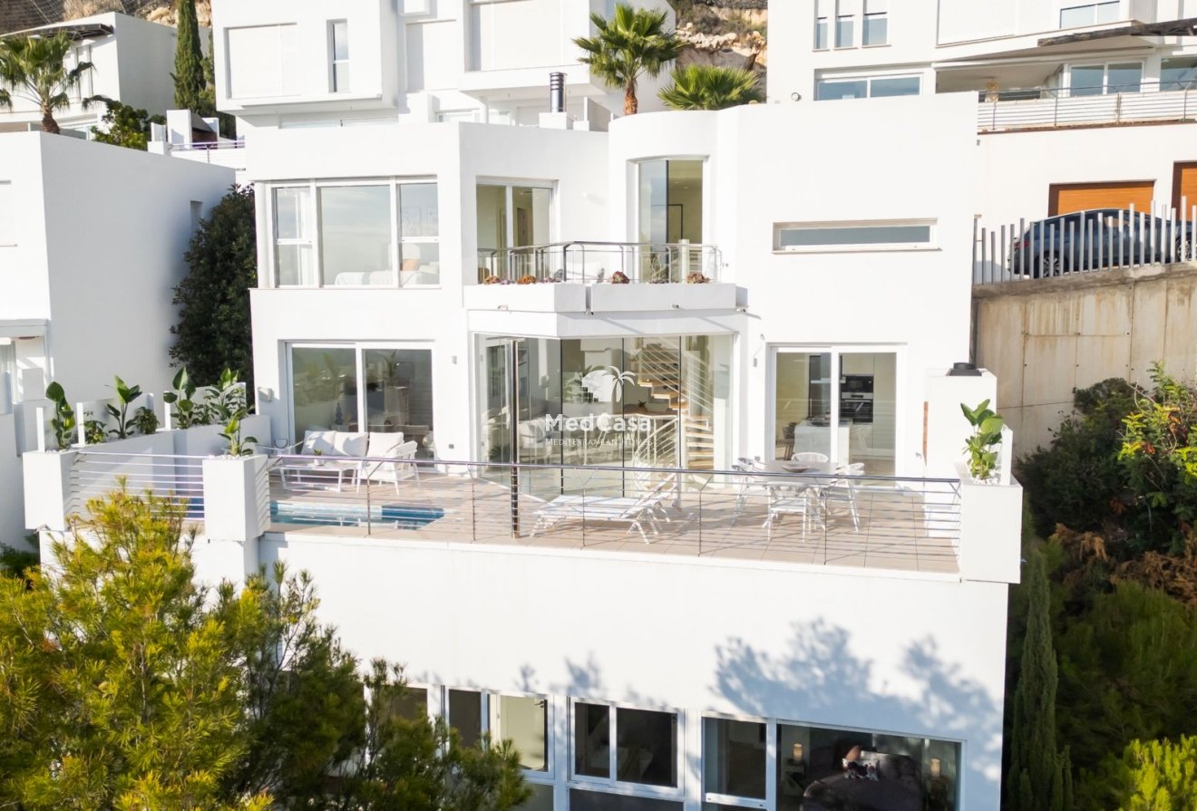 Neubau - Villa -
Altea