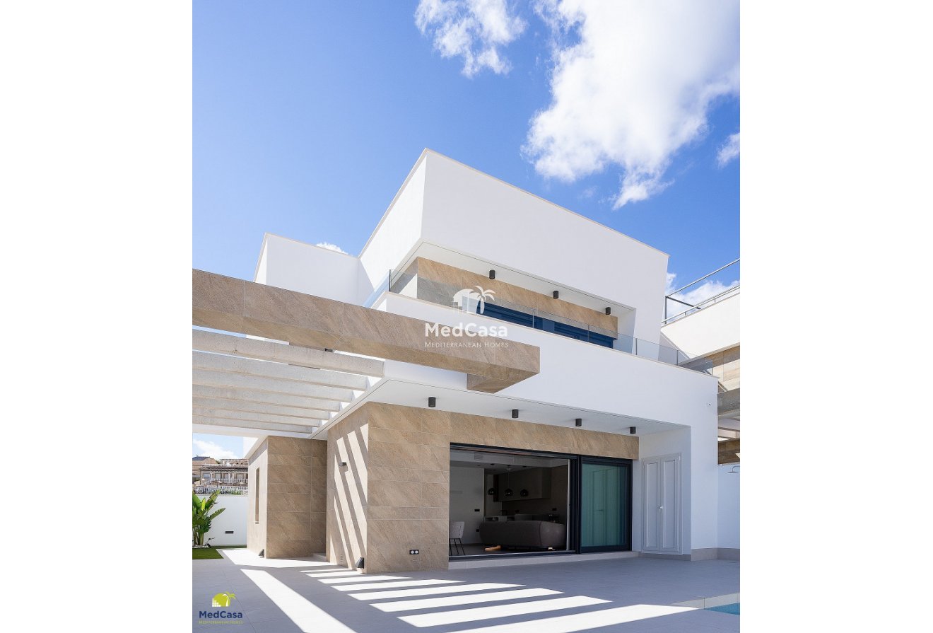 Obra nueva - Villa -
Orihuela Costa