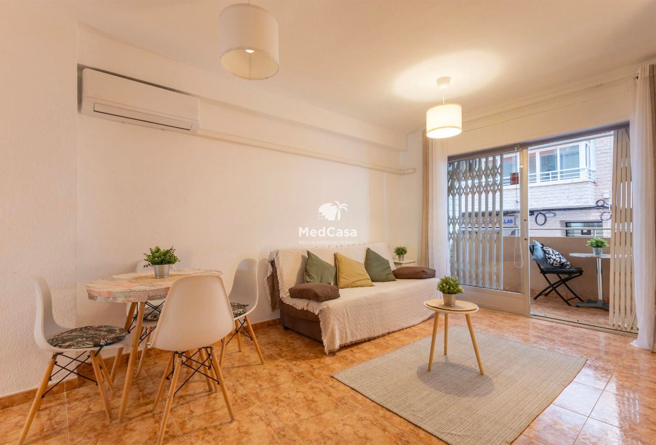 Resale - Apartment -
Torrevieja - Cabo Cervera