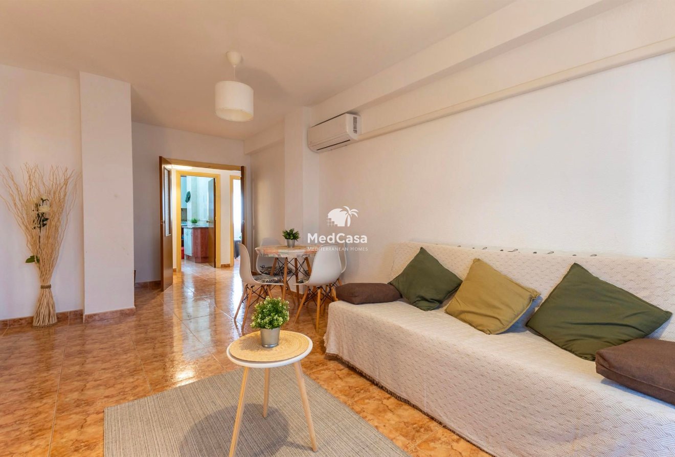 Resale - Apartment -
Torrevieja - Cabo Cervera