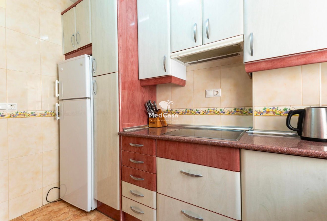 Resale - Apartment -
Torrevieja - Cabo Cervera
