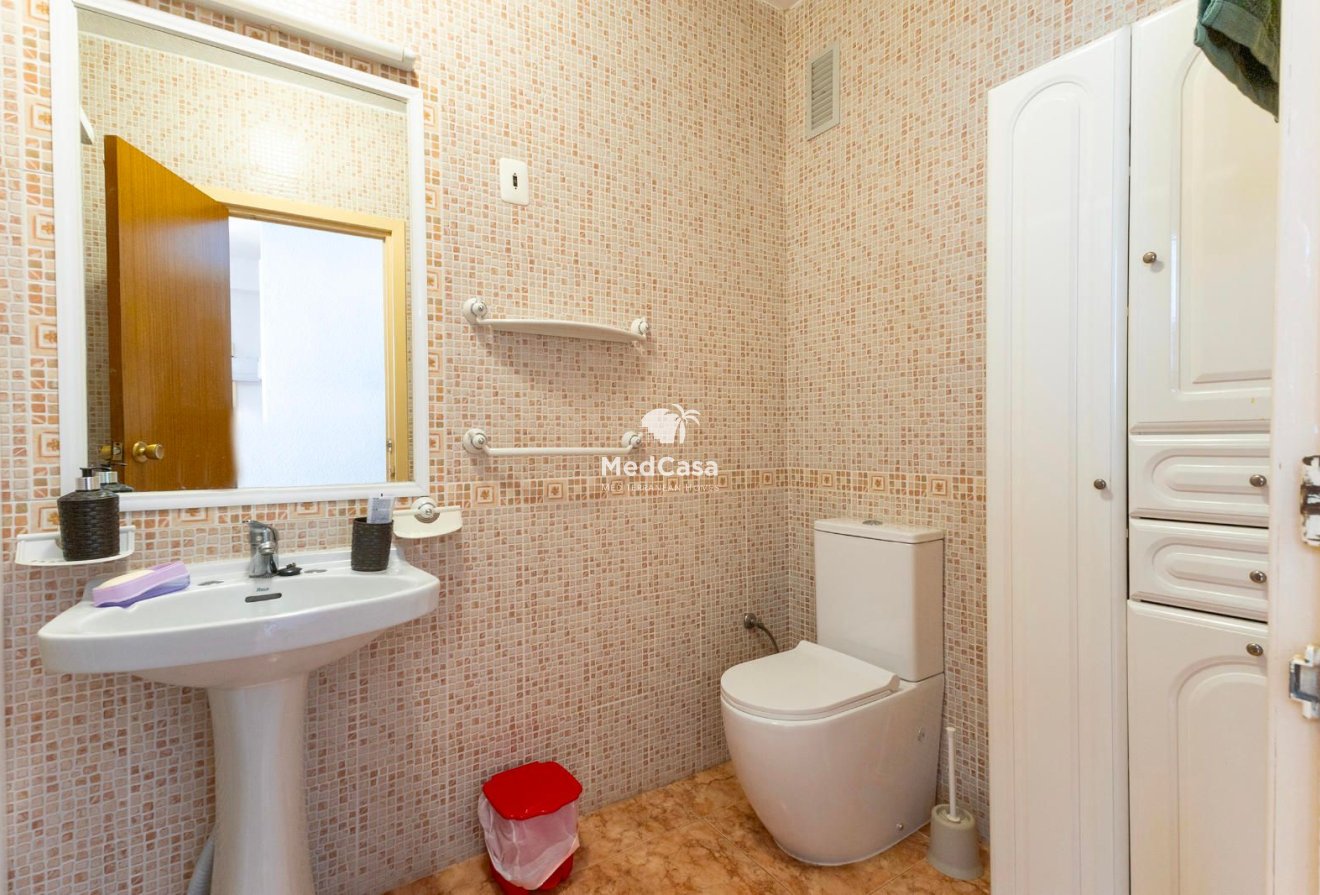 Resale - Apartment -
Torrevieja - Cabo Cervera
