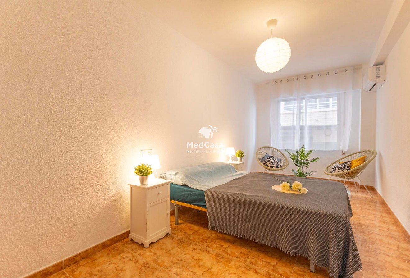 Resale - Apartment -
Torrevieja - Cabo Cervera