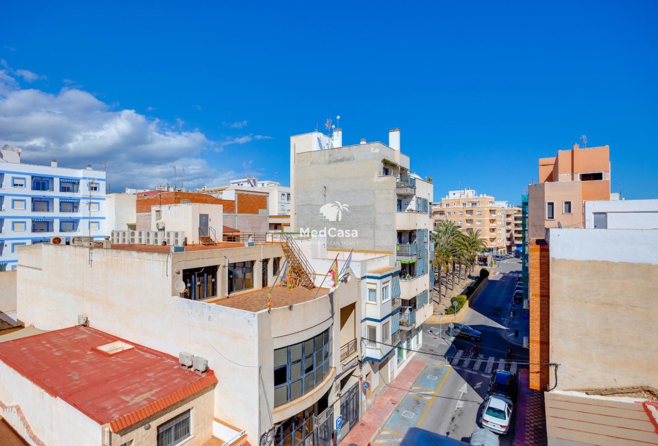 Resale - Penthouse -
Torrevieja - Centro