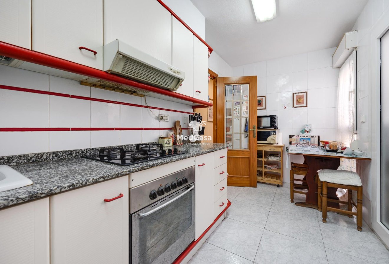 Resale - Penthouse -
Torrevieja - Centro