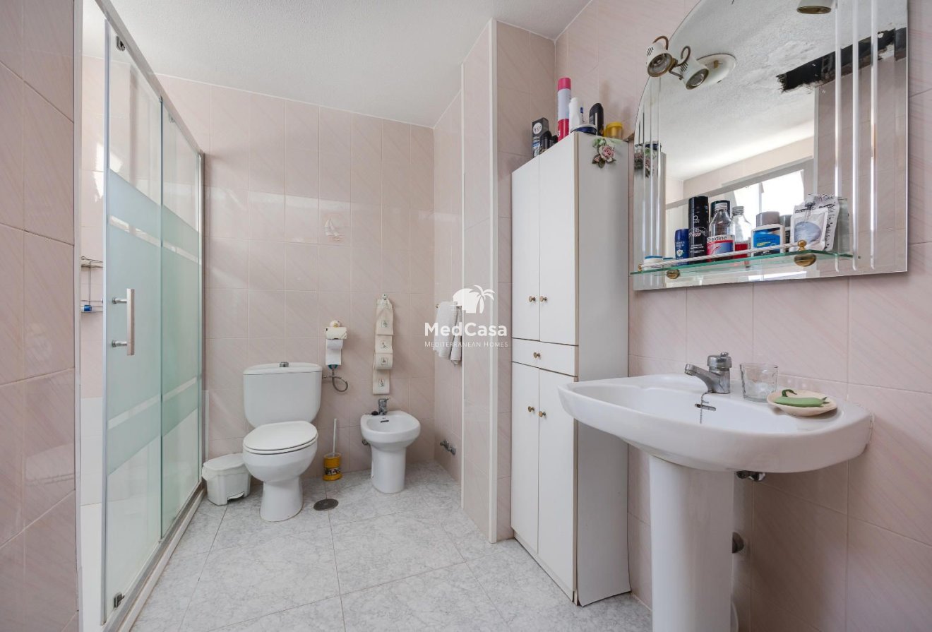 Resale - Penthouse -
Torrevieja - Centro