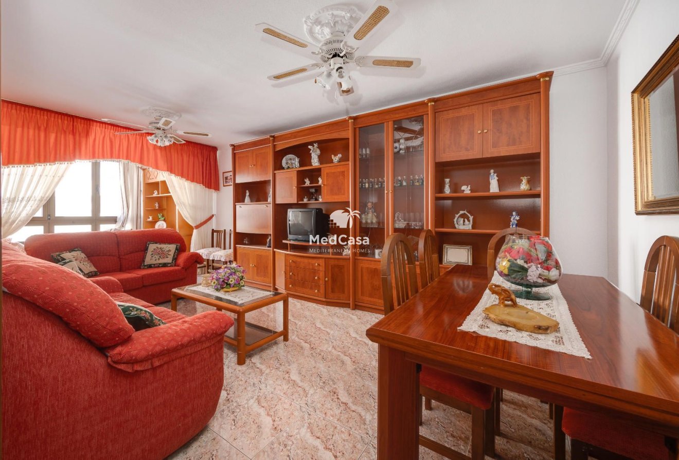 Resale - Apartment -
Guardamar del Segura - CENTRO