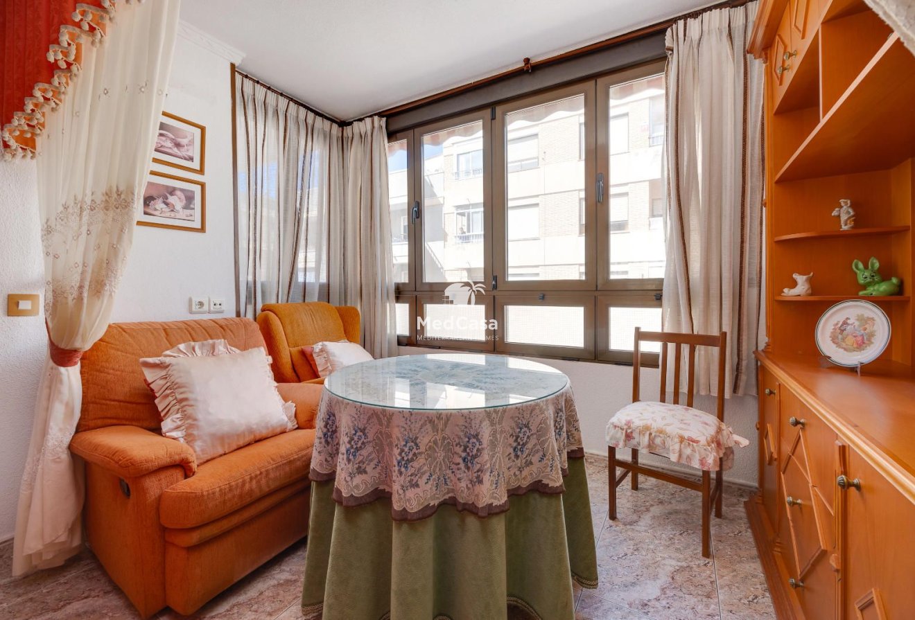 Resale - Apartment -
Guardamar del Segura - CENTRO