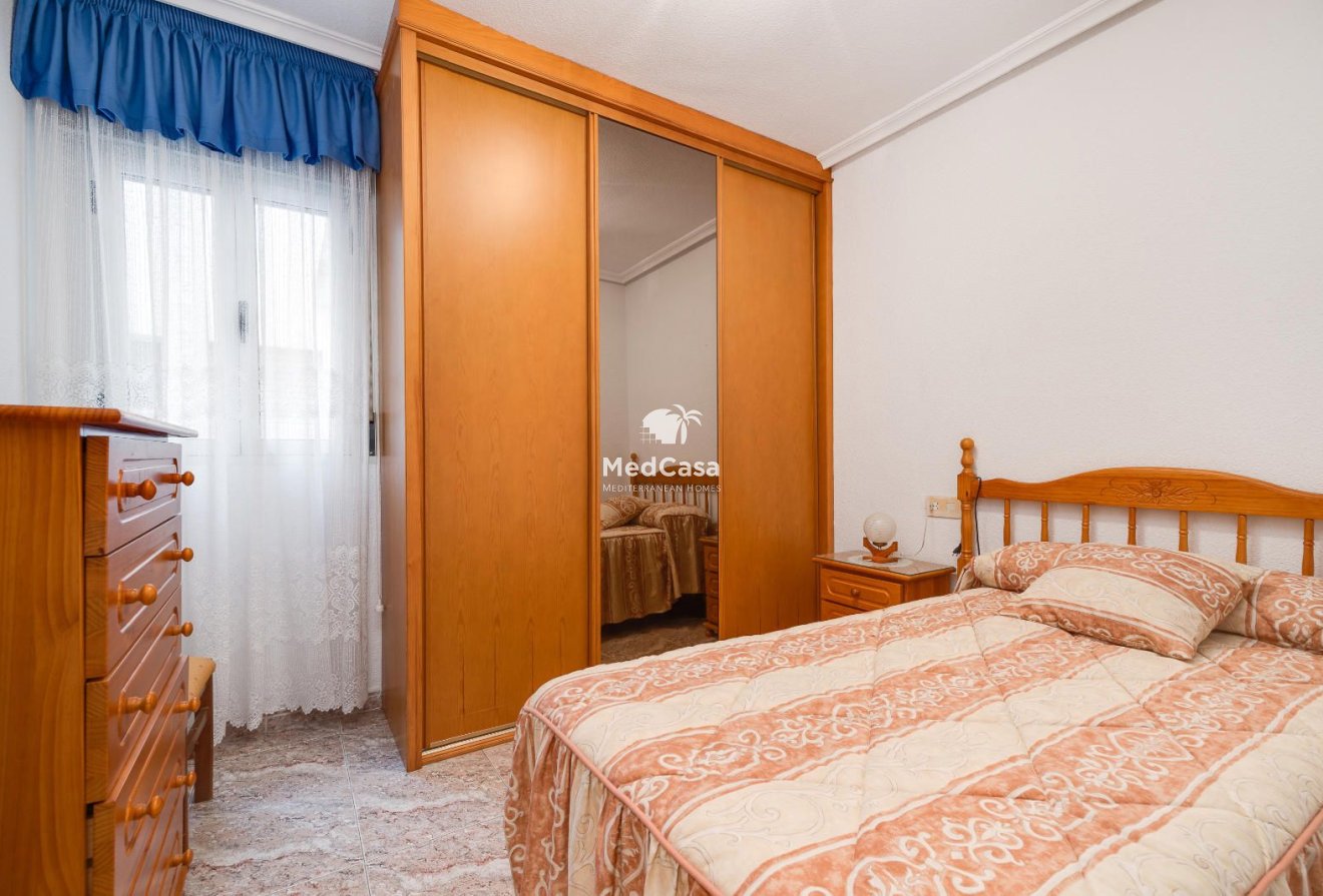 Resale - Apartment -
Guardamar del Segura - CENTRO