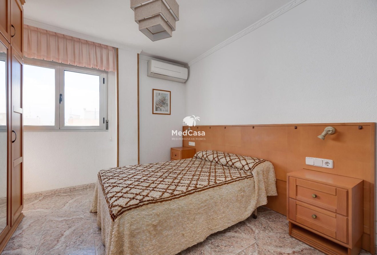 Resale - Apartment -
Guardamar del Segura - CENTRO