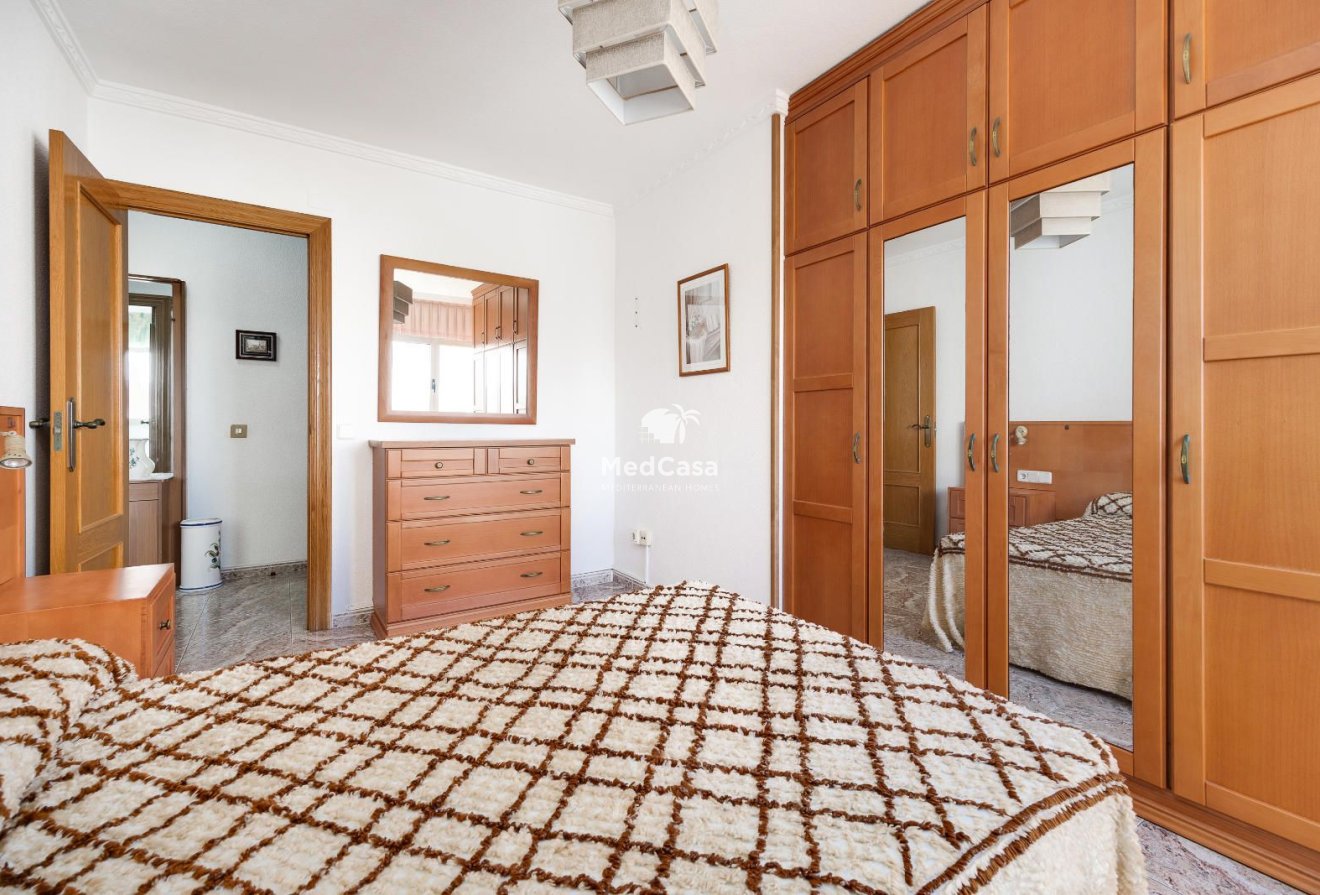 Resale - Apartment -
Guardamar del Segura - CENTRO