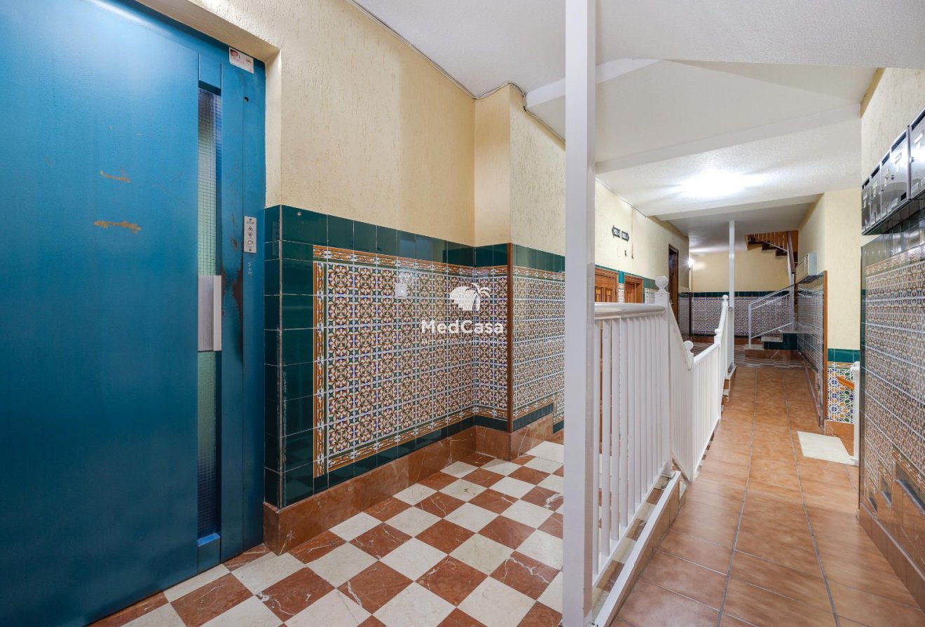 Resale - Apartment -
Guardamar del Segura - CENTRO