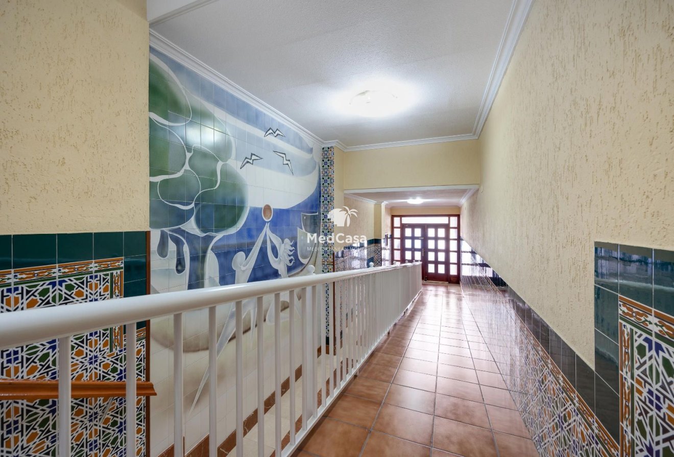 Resale - Apartment -
Guardamar del Segura - CENTRO