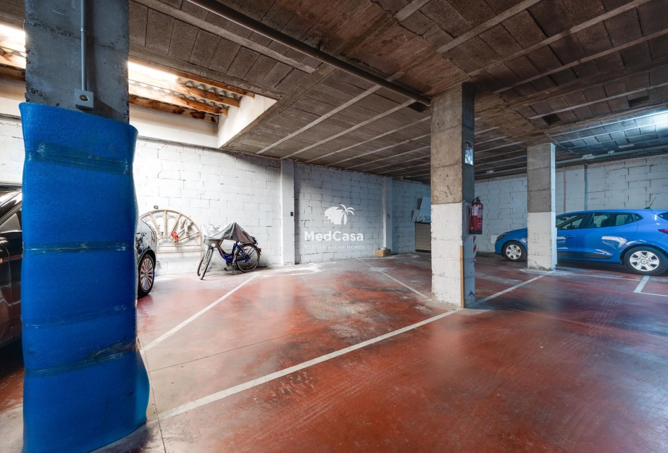 Resale - Apartment -
Guardamar del Segura - CENTRO
