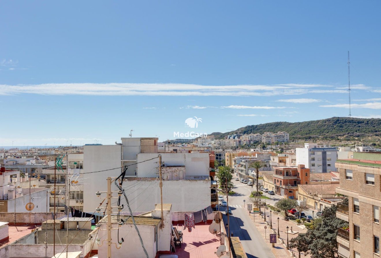 Resale - Apartment -
Guardamar del Segura - CENTRO