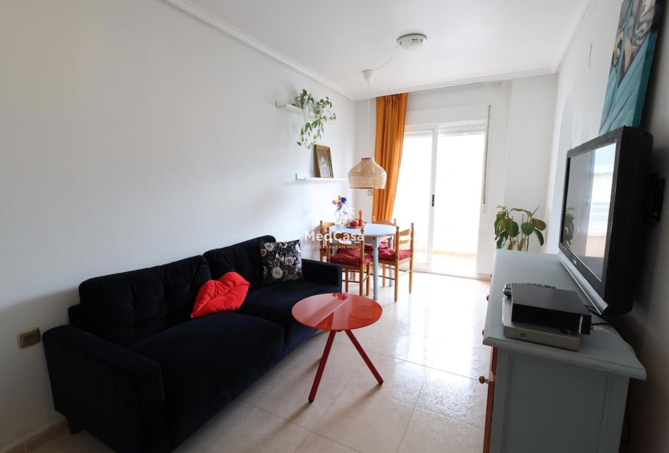 Wiederverkauf - Apartment -
Torrevieja