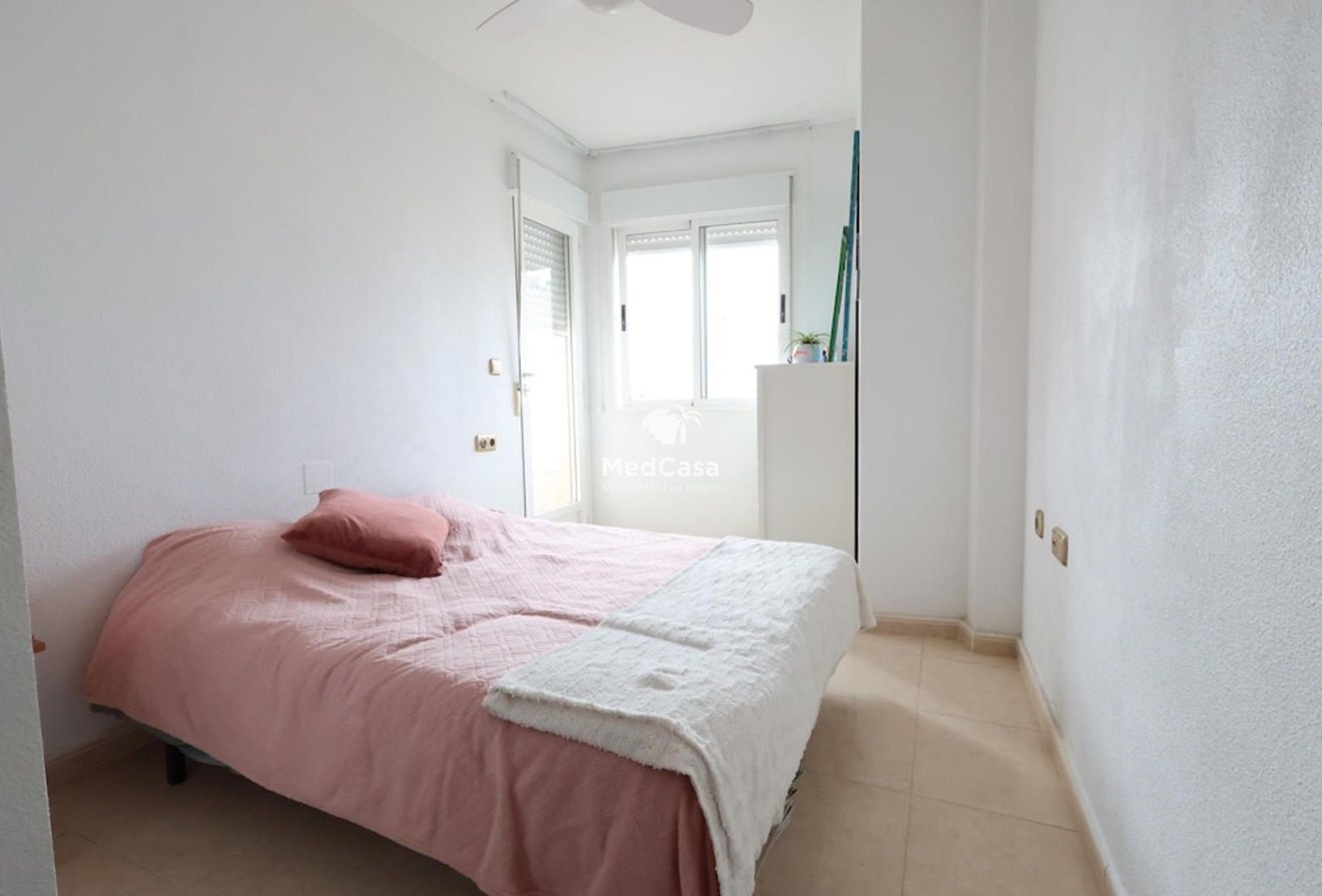 Wiederverkauf - Apartment -
Torrevieja