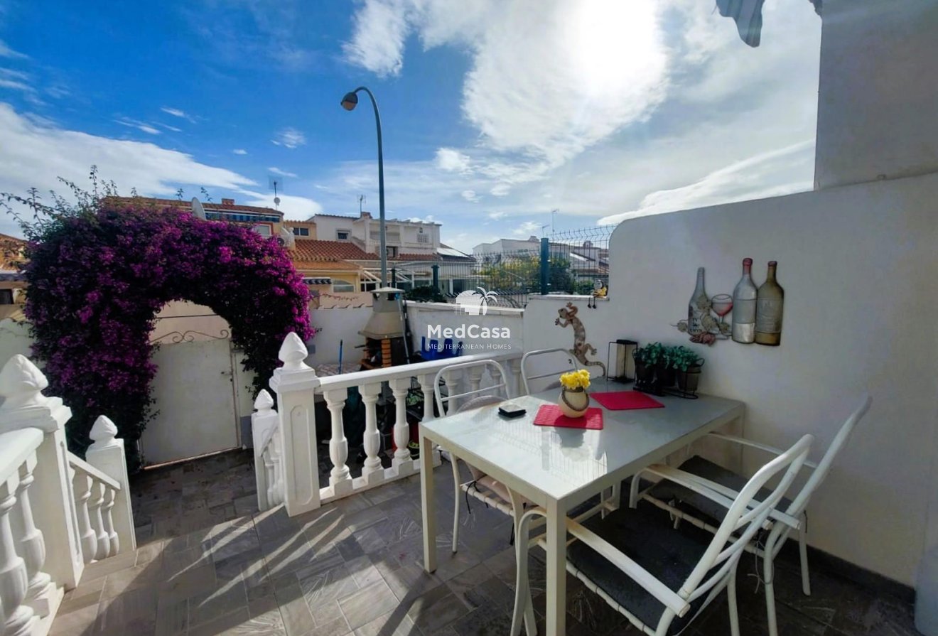 Resale - Townhouse -
Orihuela Costa - La Florida