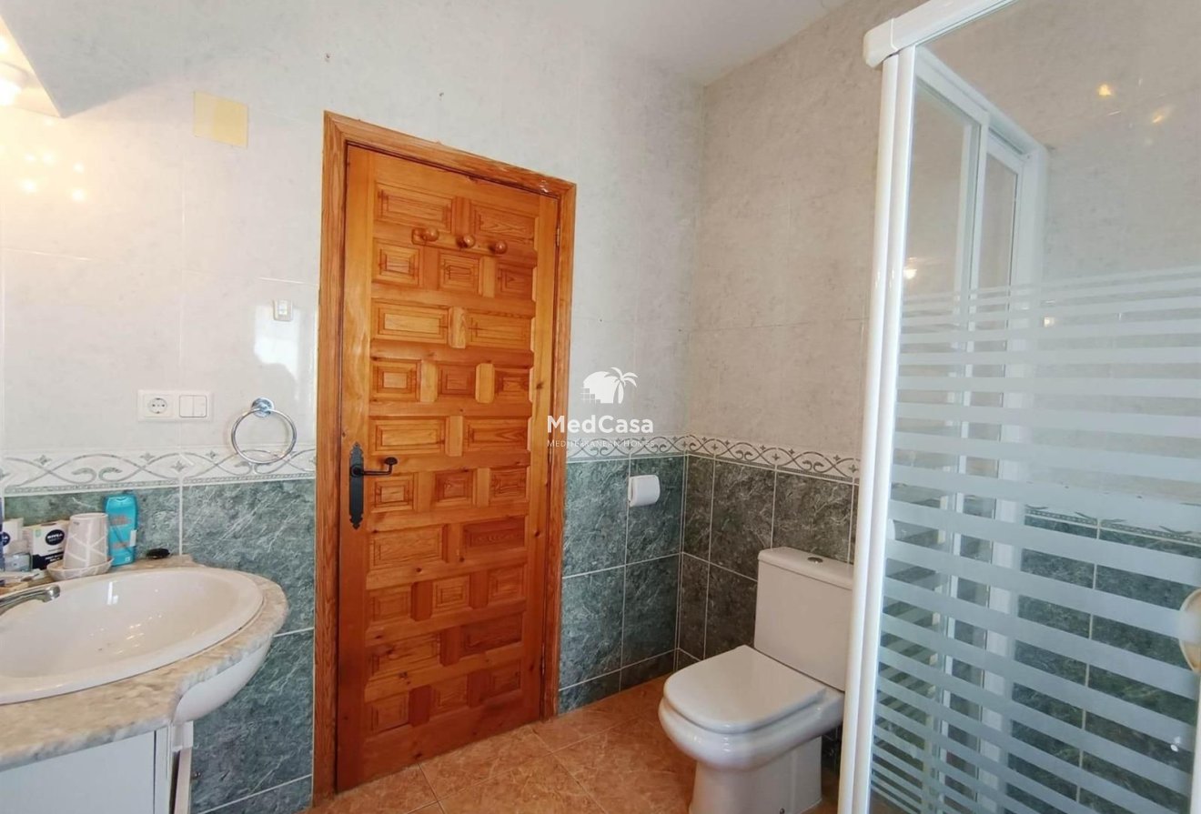 Resale - Townhouse -
Torrevieja - La Siesta - El Salado - Torreta