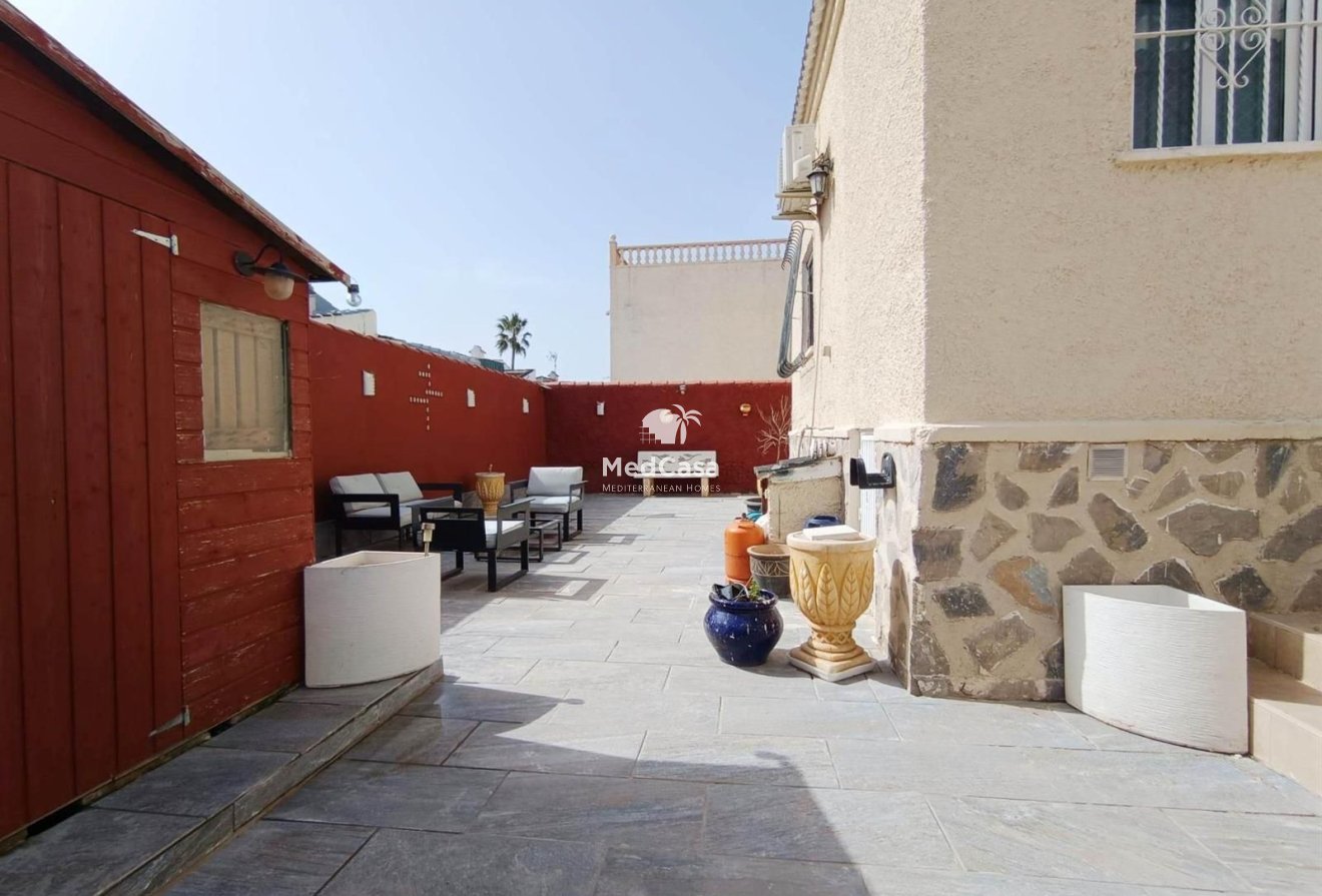 Resale - Townhouse -
Torrevieja - La Siesta - El Salado - Torreta
