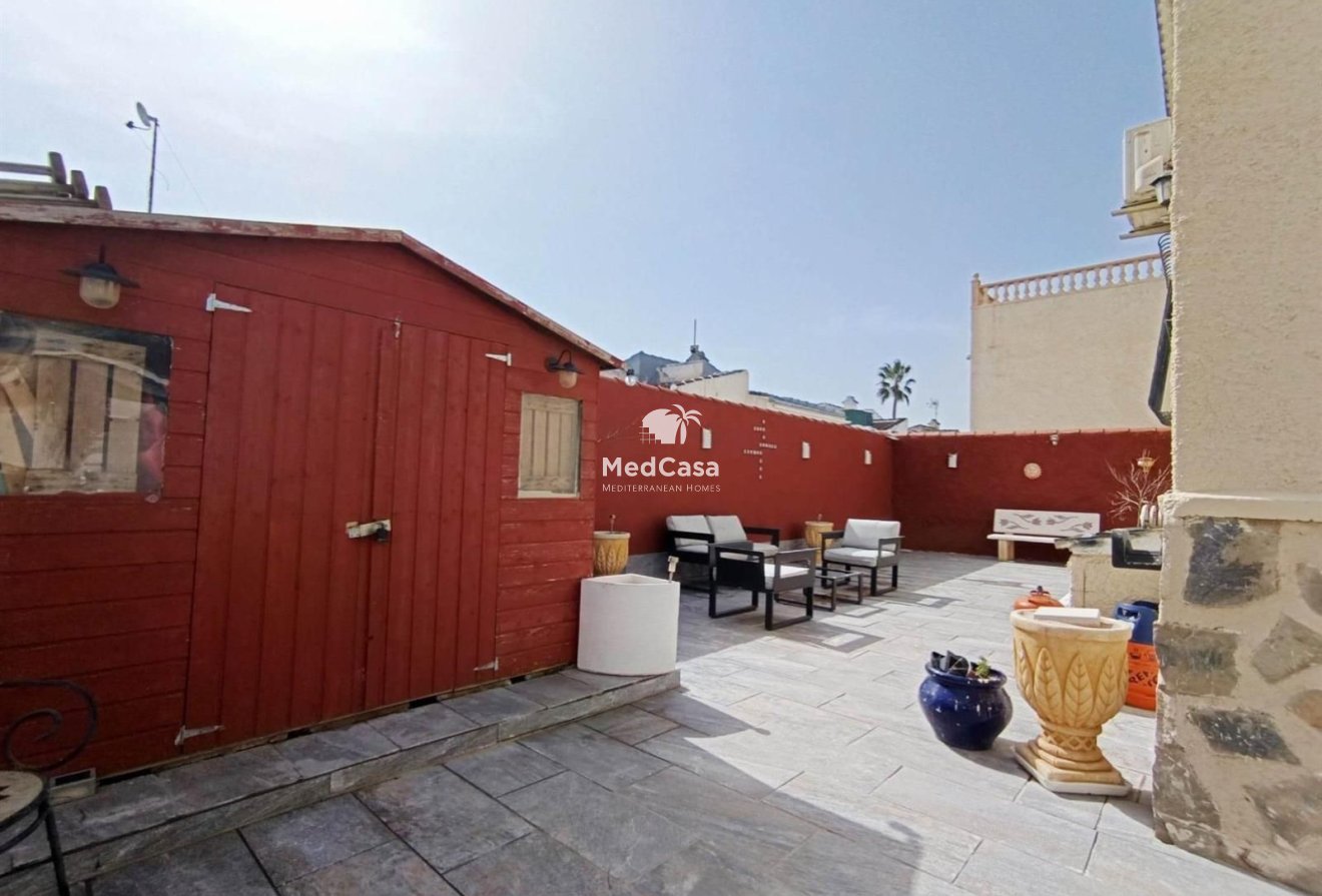 Resale - Townhouse -
Torrevieja - La Siesta - El Salado - Torreta