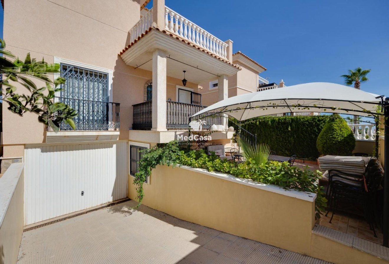 Segunda mano - Adosado -
Orihuela Costa - Los Altos