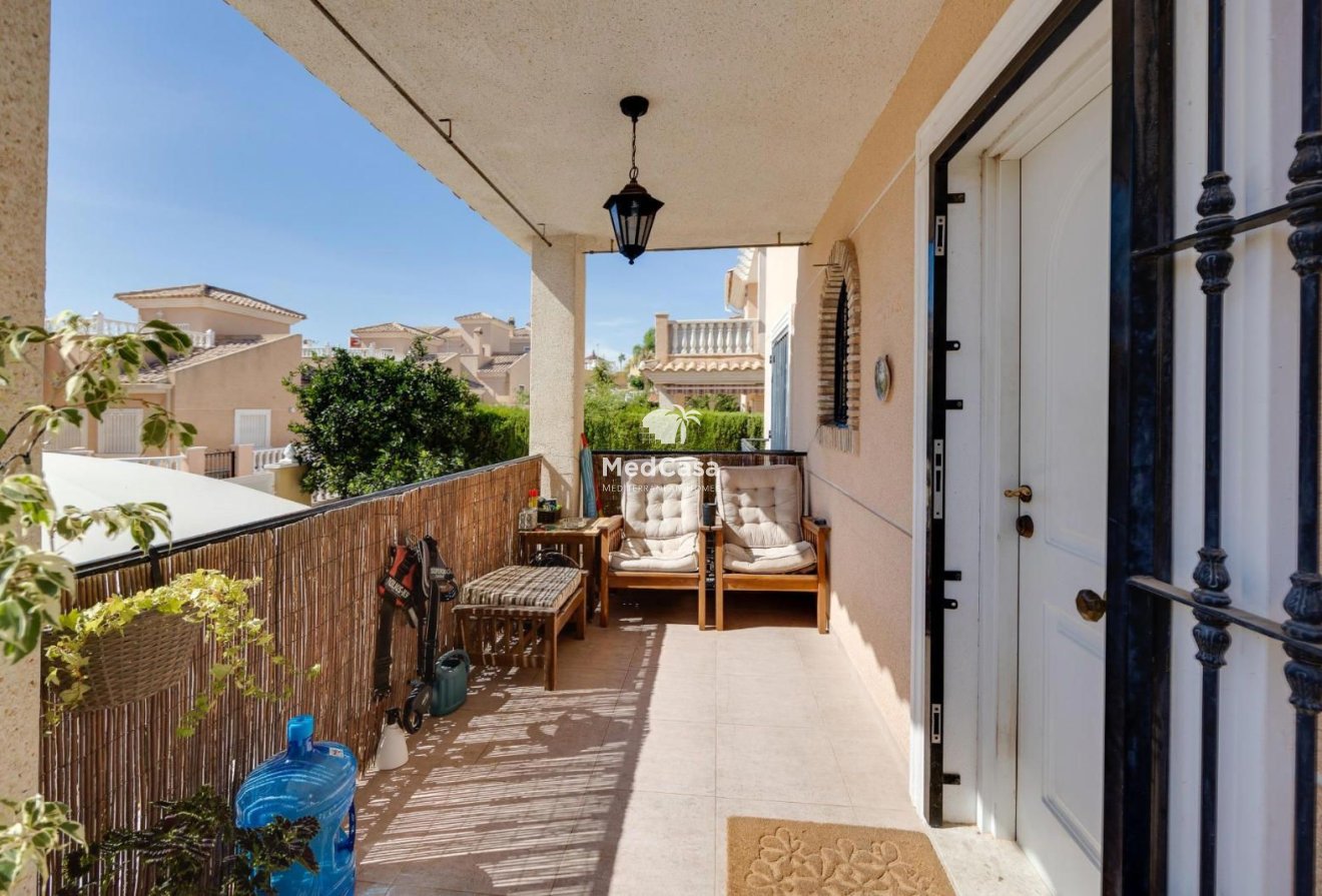 Segunda mano - Adosado -
Orihuela Costa - Los Altos