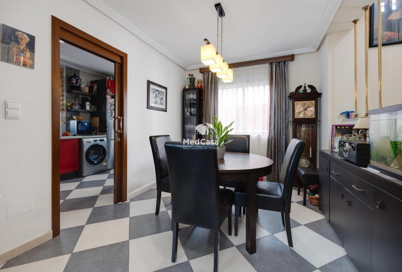 Segunda mano - Adosado -
Orihuela Costa - Los Altos