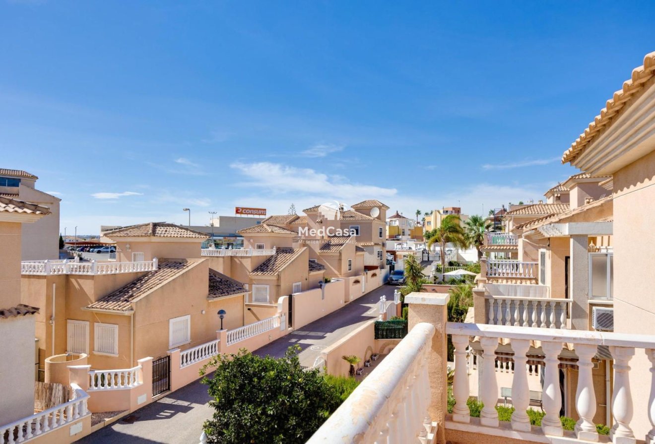 Segunda mano - Adosado -
Orihuela Costa - Los Altos