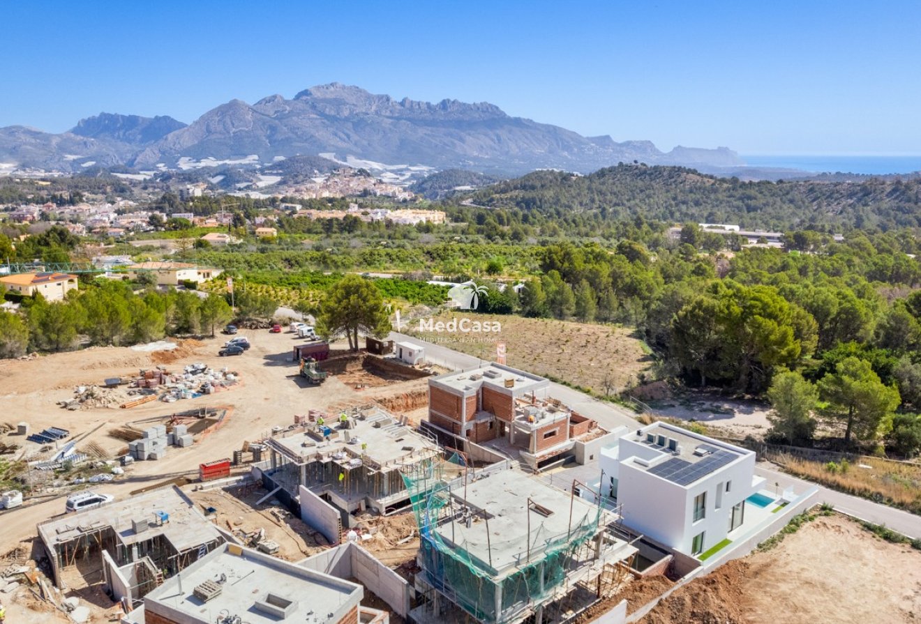 Obra nueva - Villa -
Polop de La Marina