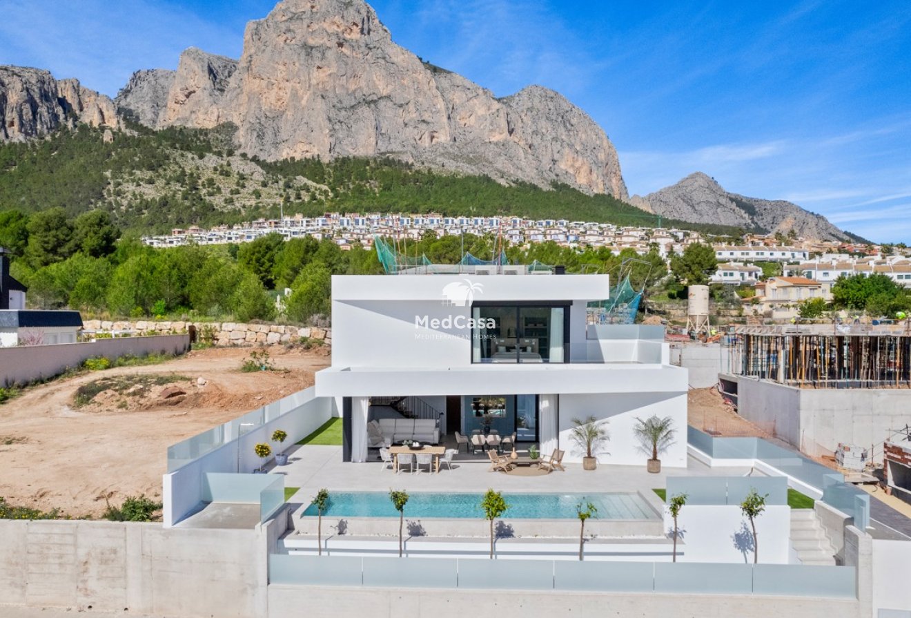 Obra nueva - Villa -
Polop de La Marina
