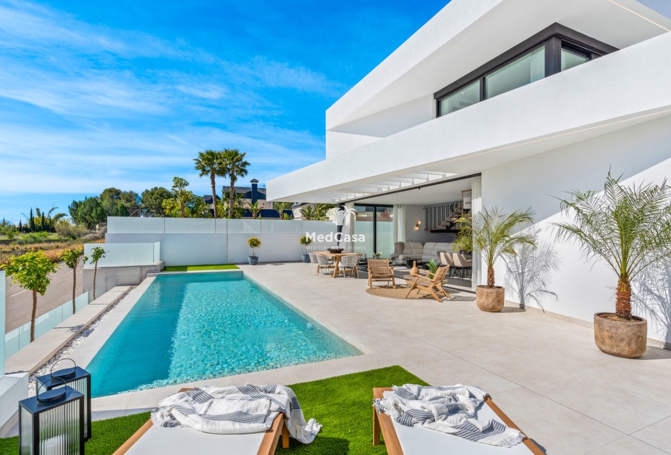 Obra nueva - Villa -
Polop de La Marina