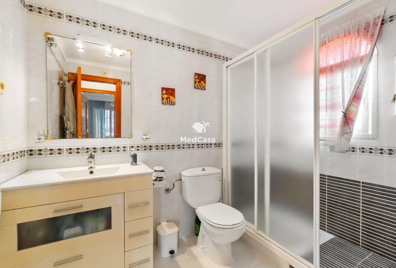 Wiederverkauf - Apartment -
Torrevieja - Los Europeos
