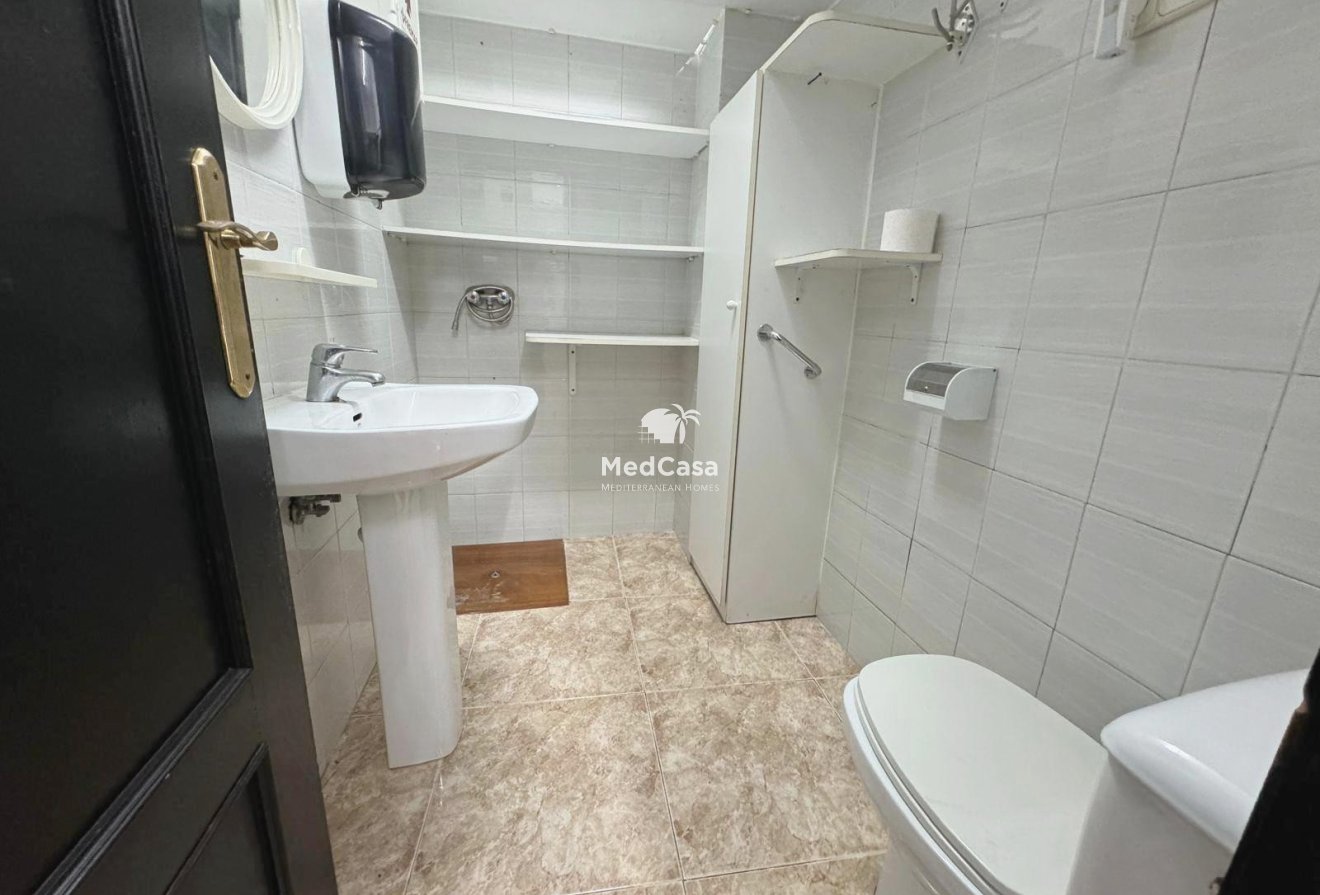 Resale - Commercial -
Guardamar del Segura - Guardamar