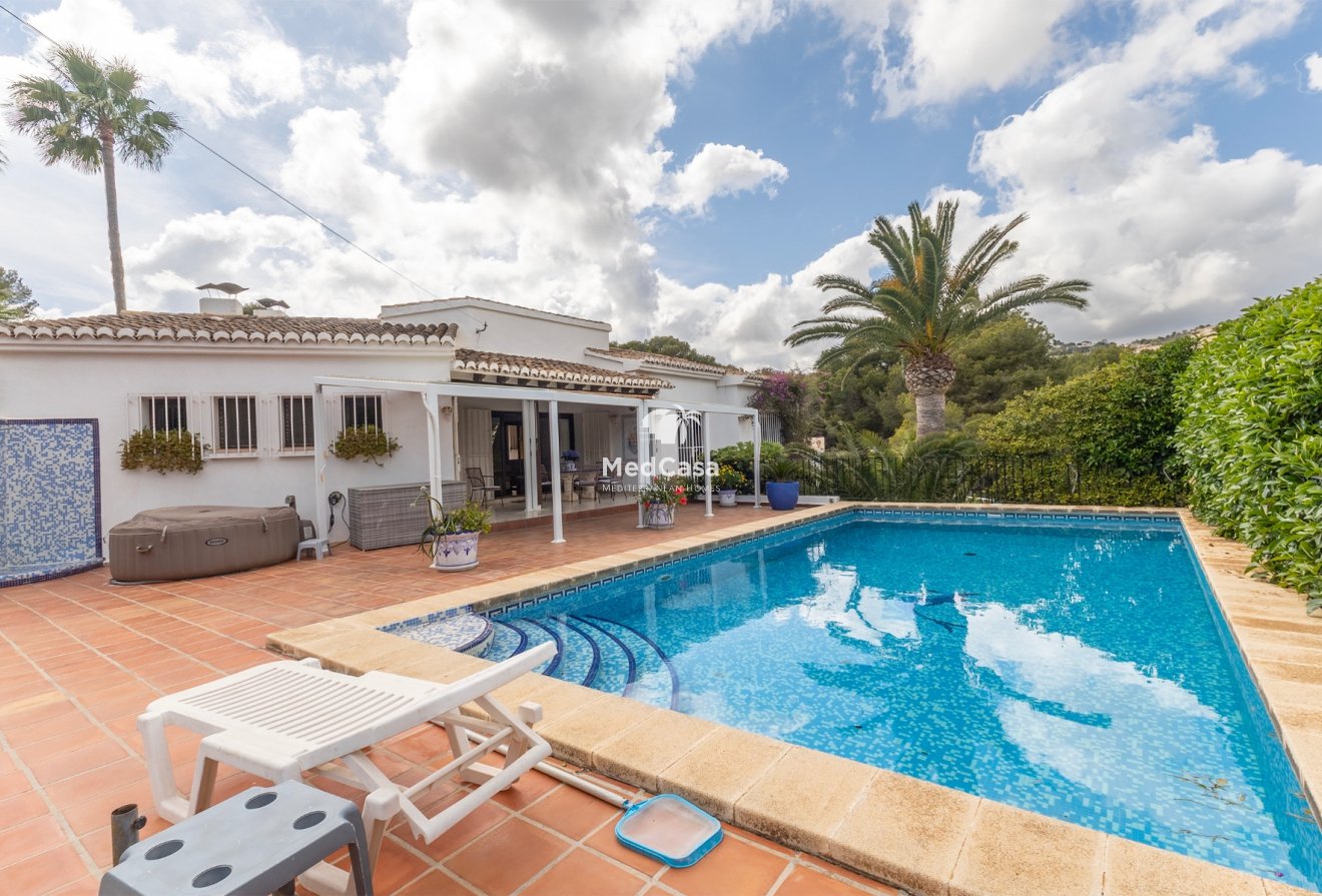 Segunda mano - Villa -
Moraira - San Jaime