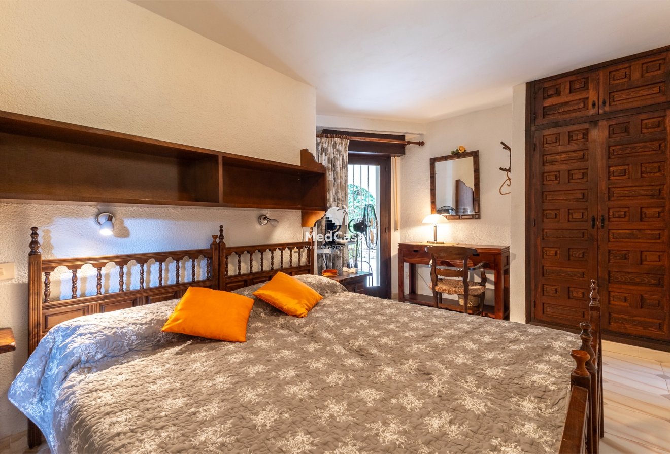 Segunda mano - Villa -
Moraira - San Jaime