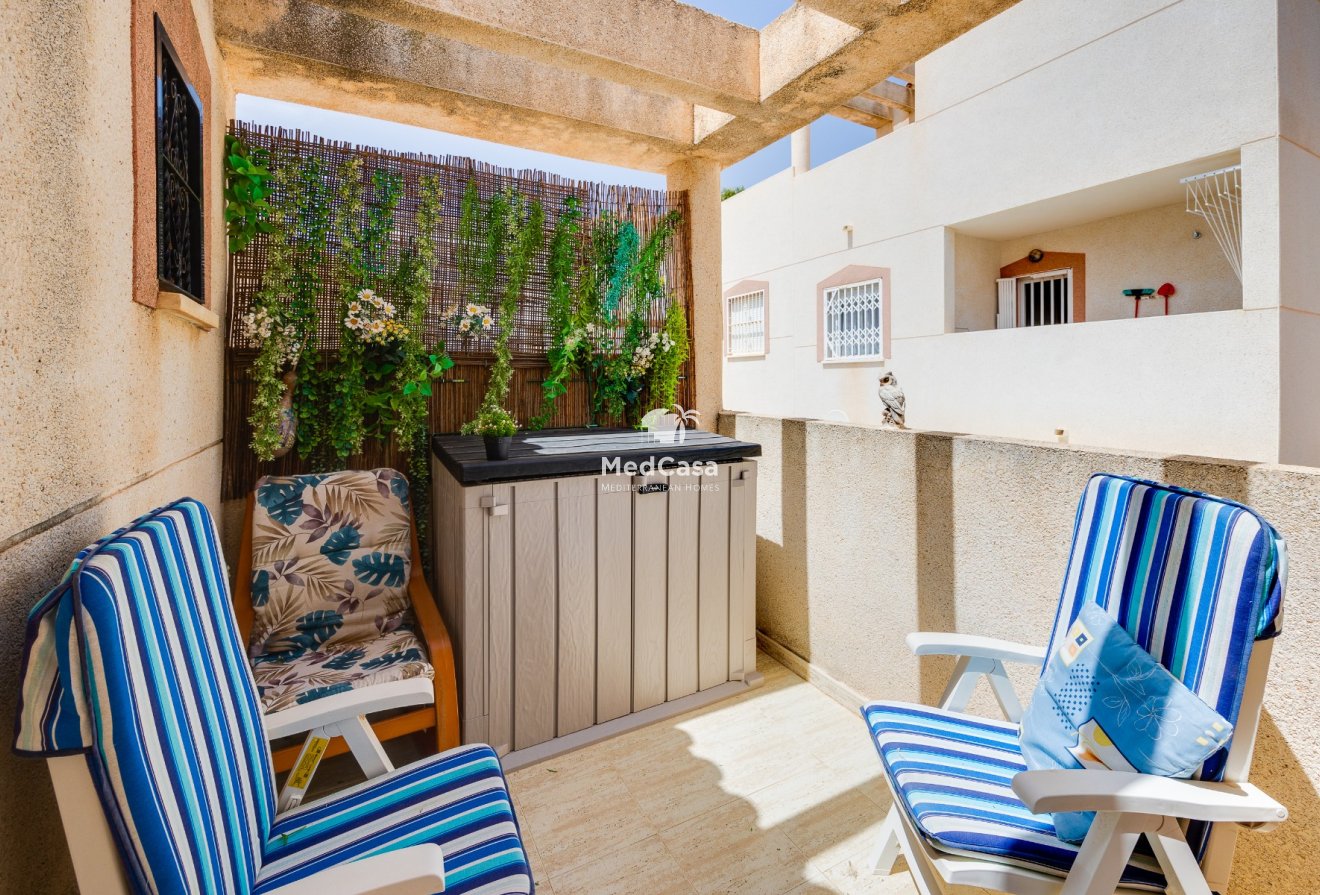 Segunda mano - Ático -
Orihuela Costa - Villamartín
