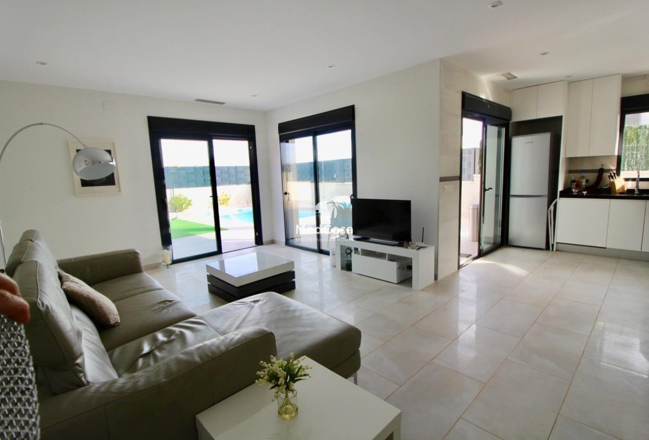 Obra nueva - Villa -
Aspe