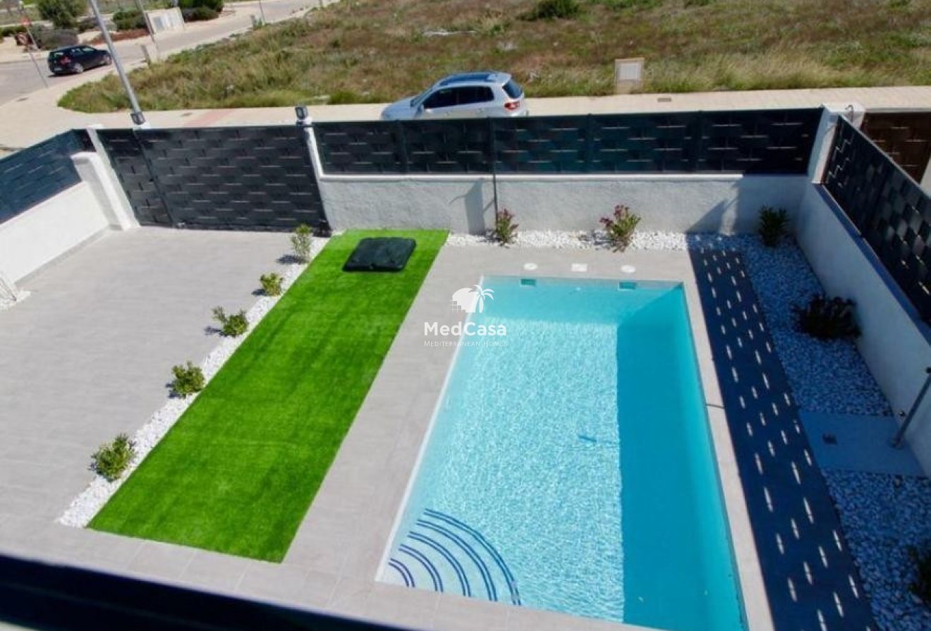 Obra nueva - Villa -
Aspe